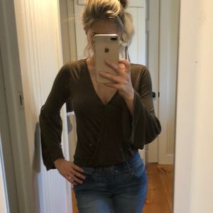 Aeropostale Plunging Surplice Bell sleeve top!